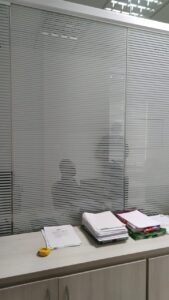 insulfilm jateado listrado divisoria de vidro 2