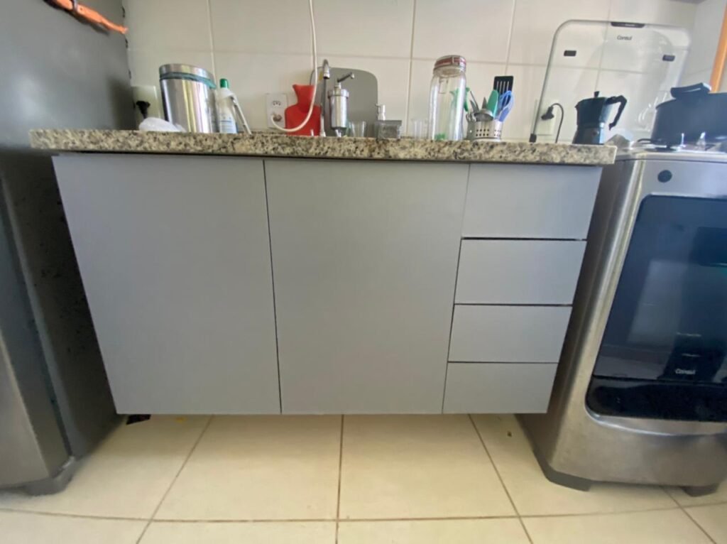 envelopamento adesivagem armario de cozinha depois 3